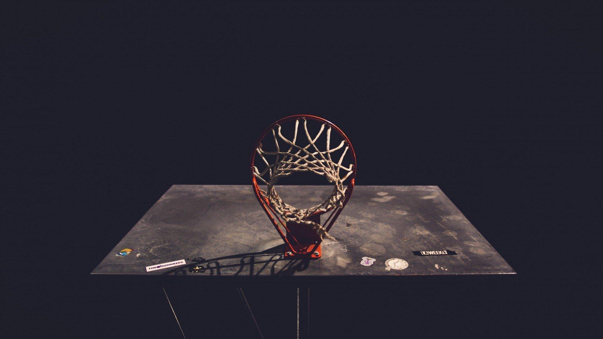 新时代巴萨首战果然5比0大胜,费兰低迷表现引发心理担忧