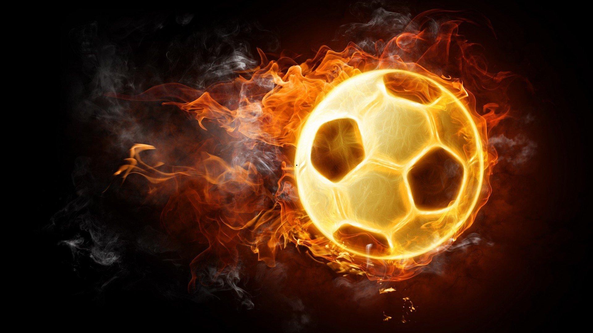 曼城钢铁防线难撼动，皇马终展强队本色上演欧冠经典对决